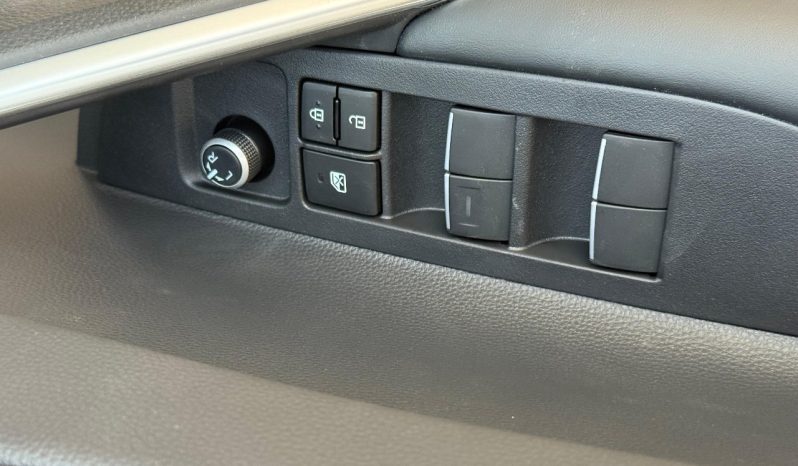 
								Toyota FRONTLANDER full									