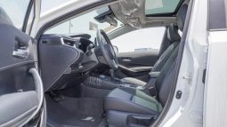 
										corolla 1.8 hybrid full									