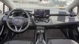 
										corolla 1.8 hybrid full									