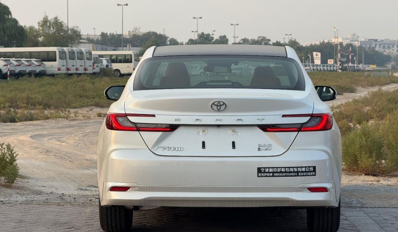 
								Camry 2.0 hybrid luxury full									