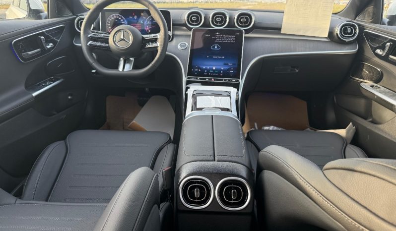 
								C200 1.5 turbo 2025 full									