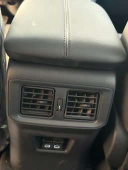 
										Rav4  2.5 hybrid luxury full									