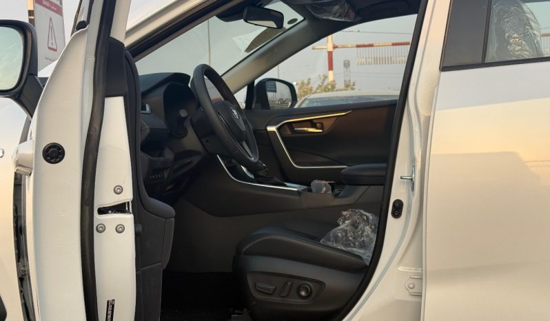 
								Rav4  2.5 hybrid luxury full									