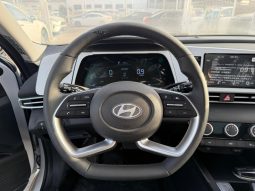 
										Hyundai Elantra 1.5 full									
